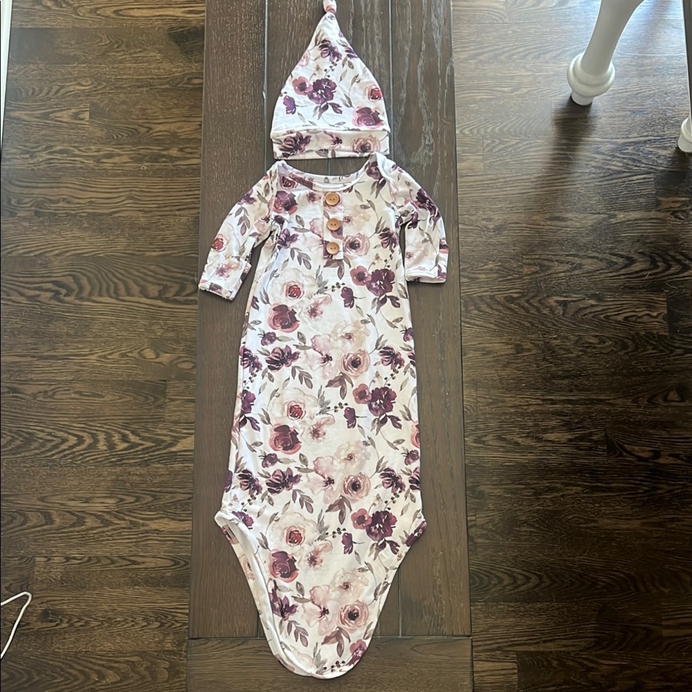 Caden Lane newborn baby knot gown and hat set - Pink Floral